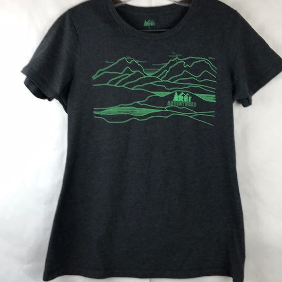 REI Tops - EUC REI Adventures tee size large